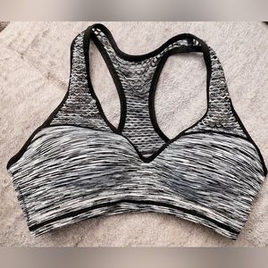 Victoria's secret sports bra ✨NWOT✨